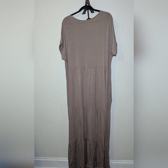 Chicsoul Elegant Taupe Maxi Dress - Picture 1 of 4